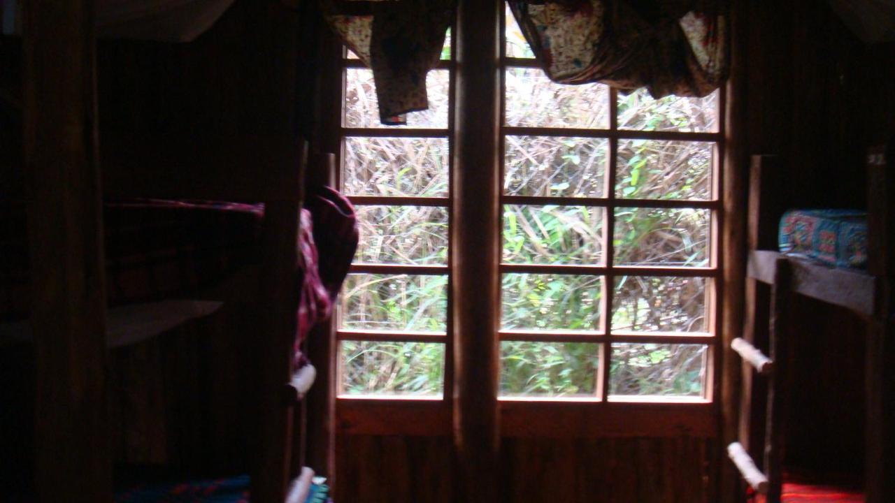 Kalitusi Backpackers Hostel&Campsite Fort Portal Exterior foto
